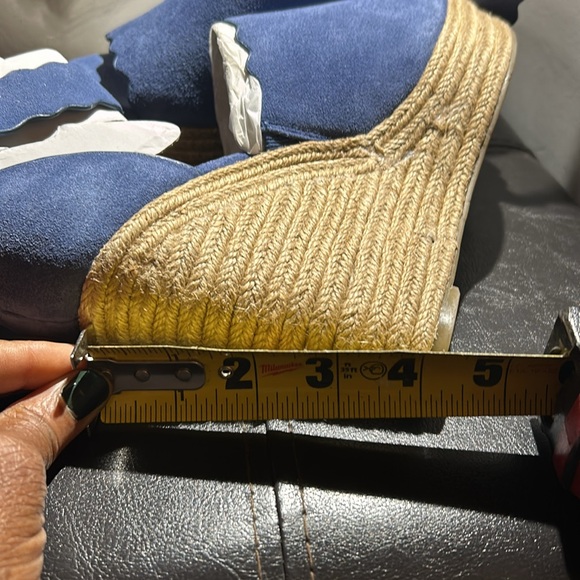 Beautiful Light blue Suede Ankle Strap Espadrille Wedge size 8-1/2 medium - Picture 7 of 10